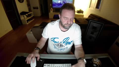 Ange online show from January 2025 01:04:02 AM