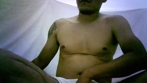 Snapshot of len0n_ chatting on October 2025 06:14:01 AM Lenon online show from October 2025 06:14:01 AM