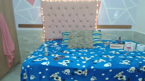 Snapshot of lena_lawson chatting on January 2025 05:37:02 AM lena_lawson online show from January 2025 05:37:02 AM