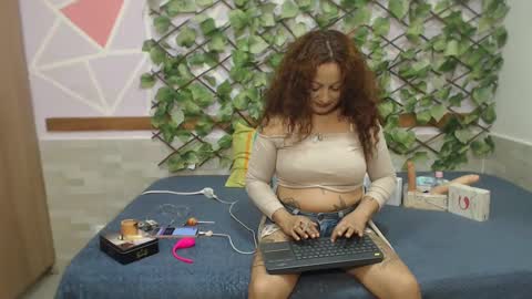 Snapshot of lena_lawson chatting on February 2025 05:09:02 AM lena_lawson online show from February 2025 05:09:02 AM