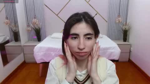 Lena online show from September 2025 07:48:01 PM