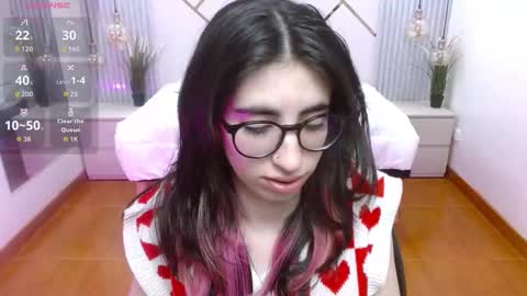 Lena online show from September 2025 08:35:02 PM