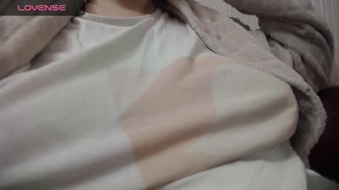 Snapshot of lenagolden chatting on February 2025 04:15:01 AM lenagolden online show from February 2025 04:15:01 AM