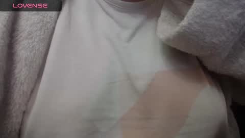 Snapshot of lenagolden chatting on March 2025 05:14:02 PM lenagolden online show from March 2025 05:14:02 PM