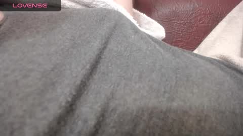 Snapshot of lenagolden chatting on March 2025 07:05:02 PM lenagolden online show from March 2025 07:05:02 PM