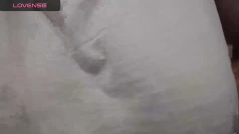 Snapshot of lenagolden chatting on November 2025 12:22:02 PM lenagolden online show from November 2025 12:22:02 PM