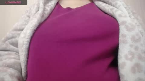 lenagolden online show from January 2026 01:17:02 PM