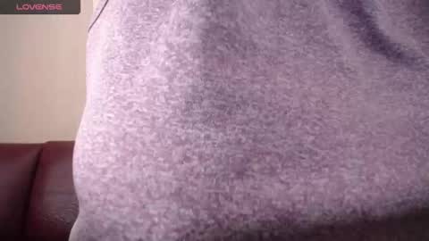 lenagolden online show from February 2026 11:25:01 AM