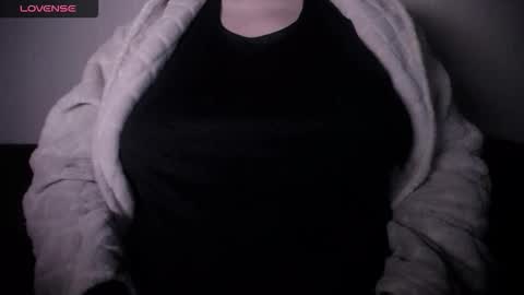 lenagolden online show from March 2026 02:30:02 AM