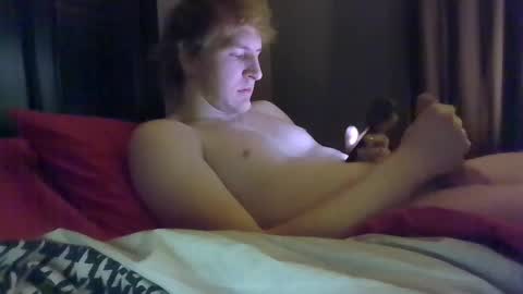 lenewton2004 online show from February 2025 01:46:02 AM