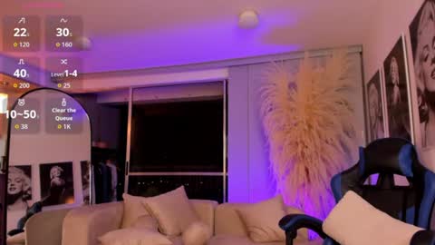 Snapshot of lennercollins_ chatting on June 2026 08:17:01 AM Lenner INDEPENDENT MODEL online show from June 2026 08:17:01 AM