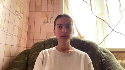 Hellomy name is Natalyits my first day here nice to meet you Give me 50 thumbs ups online show from May 2026 07:15:02 AM