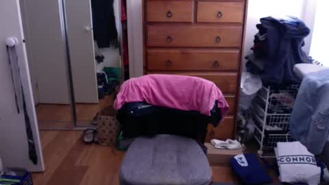 Pussylicker online show from December 2024 05:22:02 AM