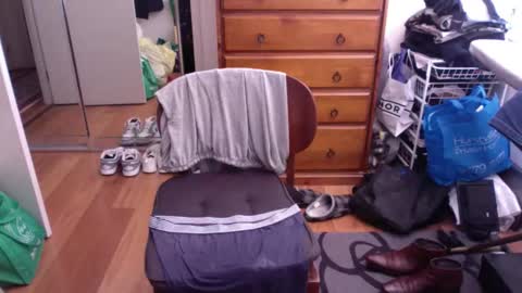 Pussylicker online show from October 2025 01:48:02 AM