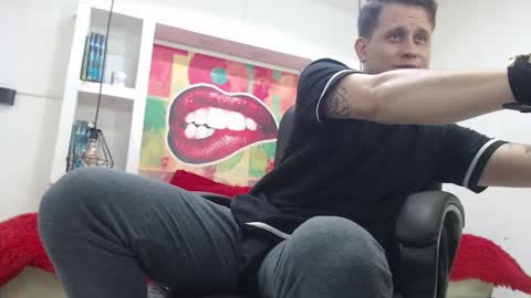 Yesid online show from February 2025 02:58:01 PM