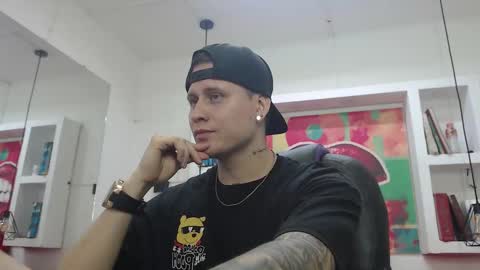 Yesid online show from February 2025 01:35:02 PM