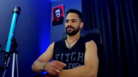 Leo  Diaz online show from February 2025 05:18:02 PM