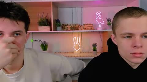 leo_valor online show from December 2025 12:32:01 PM