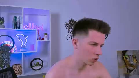 leo_valor online show from February 2026 07:43:01 PM