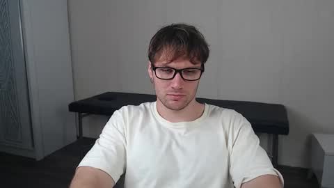 leoackerman online show from November 2025 08:09:02 PM