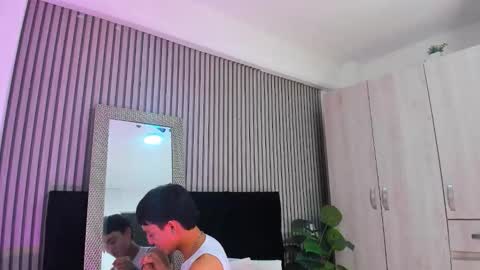 leohard_ online show from February 2026 02:10:02 AM