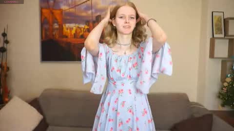 Hello Im Roxy Im just starting my journey here so lets get acquainted online show from February 2026 04:18:01 PM