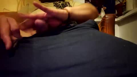 leolongbln online show from November 2025 06:53:01 PM