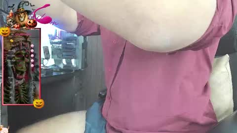 Leon online show from October 2025 04:37:01 PM