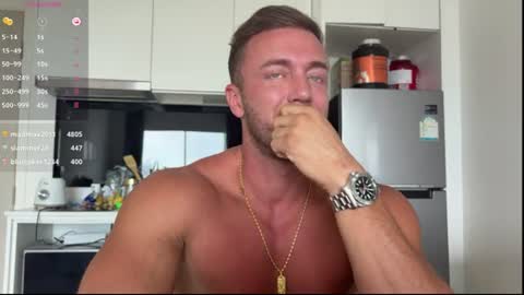 Snapshot of leon_lovefitness chatting on June 2026 03:37:01 AM Leon online show from June 2026 03:37:01 AM