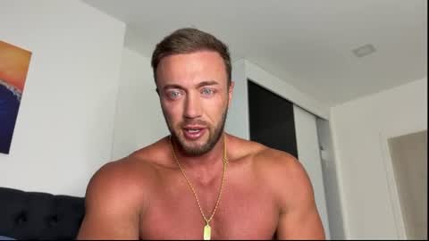 Snapshot of leon_lovefitness chatting on July 2026 02:19:02 AM Leon online show from July 2026 02:19:02 AM