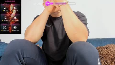 Leon Smoron online show from December 2024 01:03:01 PM