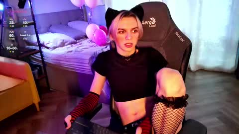 Leon online show from February 2025 10:37:02 AM