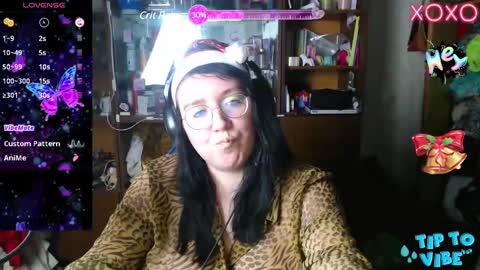 Leona Harrison online show from December 2024 03:22:02 PM
