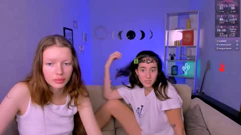 Leona online show from November 2025 02:24:01 AM