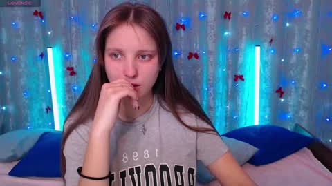Leonaalove online show from February 2026 12:37:02 PM