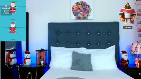 LUCY online show from December 2024 10:53:01 PM