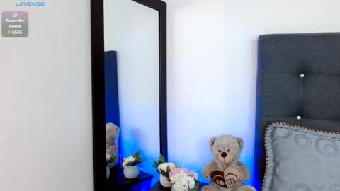 LUCY online show from January 2025 10:51:02 PM