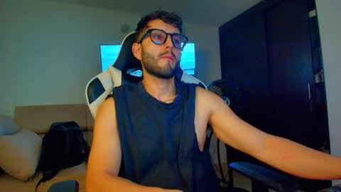 leonandresough online show from January 2026 04:05:02 AM