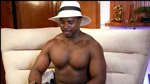 Leandro jones online show from September 2025 11:31:02 PM