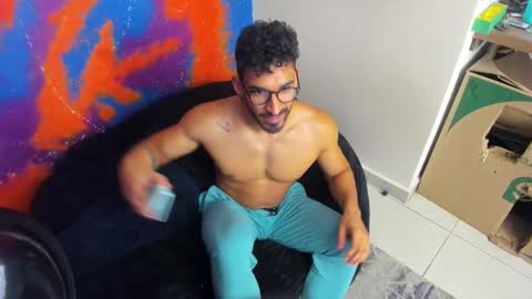 Len online show from October 2025 12:24:01 AM