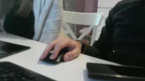 angel e sonia online show from April 2026 08:42:02 AM