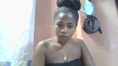 leonnetta online show from March 2026 08:40:01 AM