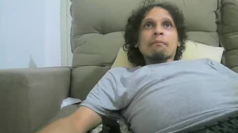 Snapshot of leonnxv chatting on March 2025 11:35:02 PM leonnxv online show from March 2025 11:35:02 PM