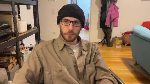 Snapshot of leonvampire chatting on January 2025 11:32:02 AM Leon online show from January 2025 11:32:02 AM