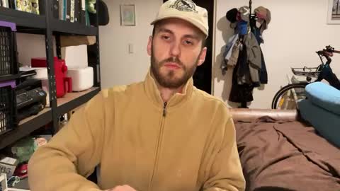 Snapshot of leonvampire chatting on November 2025 05:30:01 PM Leon online show from November 2025 05:30:01 PM