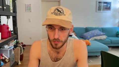 Snapshot of leonvampire chatting on March 2026 11:38:02 AM Leon online show from March 2026 11:38:02 AM