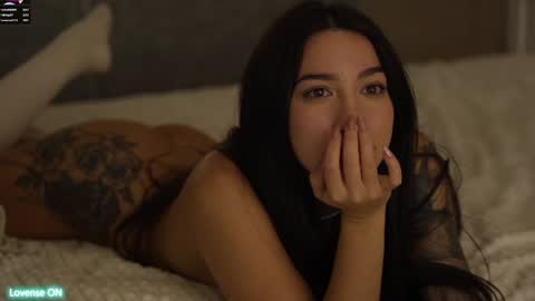 Leora online show from December 2024 07:07:02 PM