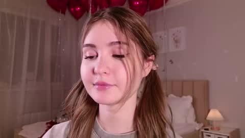 Nicole Moore online show from February 2025 07:12:02 PM