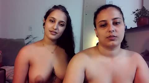 lesbiancouplebrazil2025 online show from January 2025 08:32:02 PM