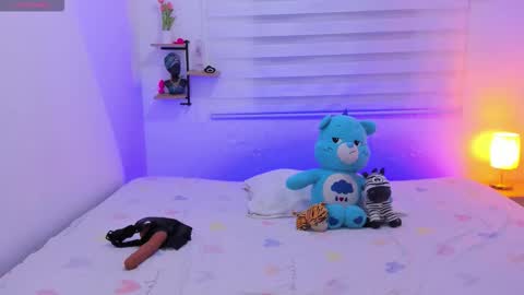 lesbic_hot_69 online show from October 2025 03:26:01 AM